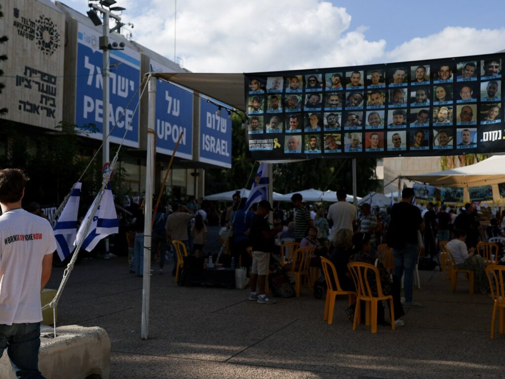 Israel expects to receive all living captives from Gaza on Monday | Israel-Palestine conflict News