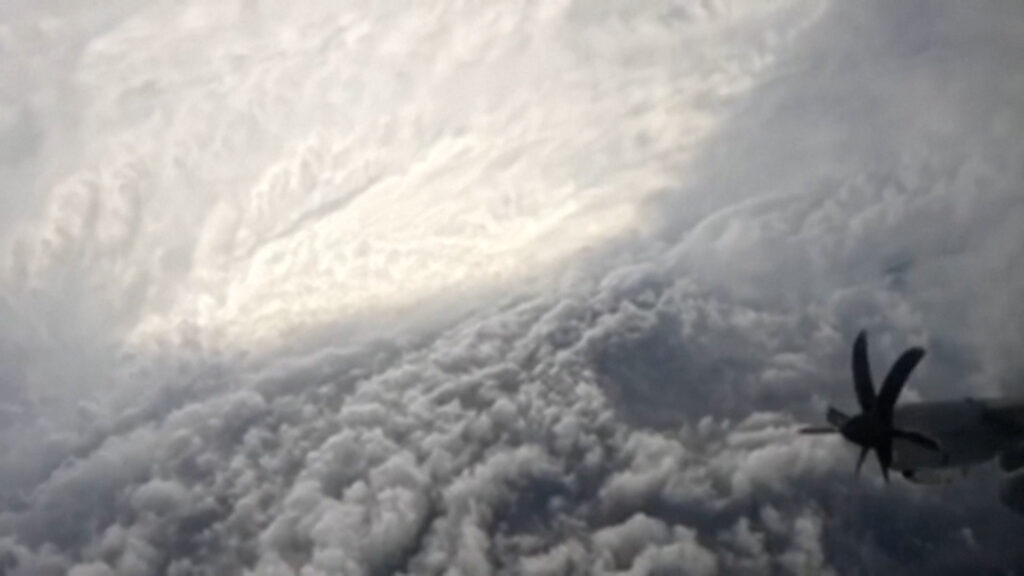Video: Plane flies through world’s strongest storm, Hurricane Melissa | Weather
