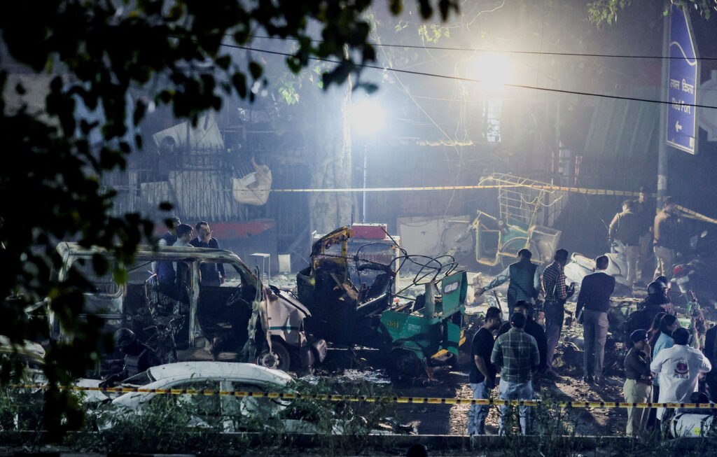 At least 8 people killed in New Delhi car blast | Police