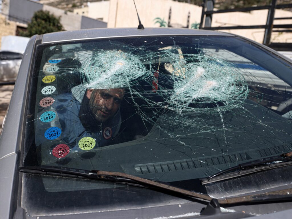 Young Palestinian shot, killed by Israeli settlers northeast of Jerusalem | Occupied West Bank News
