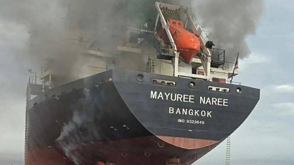 Not ‘a litre of oil’ to pass Strait of Hormuz, expect $200 price tag: Iran | US-Israel war on Iran News