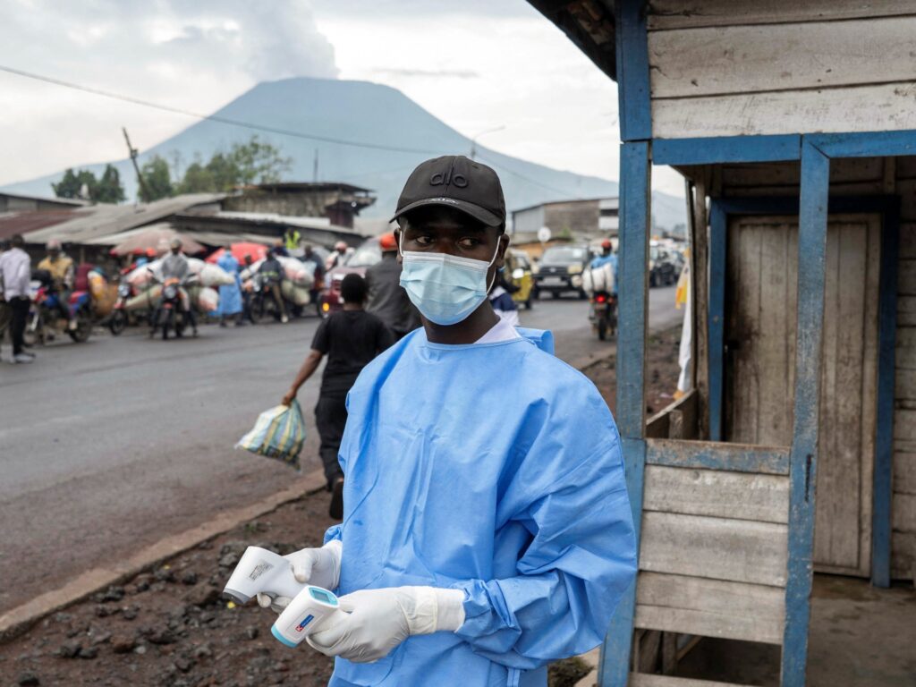 Violence and overcrowding hampers Ebola response in DRC | Ebola News