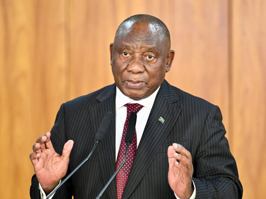 South African president to face impeachment probe over ‘Farmgate’ scandal | Corruption News