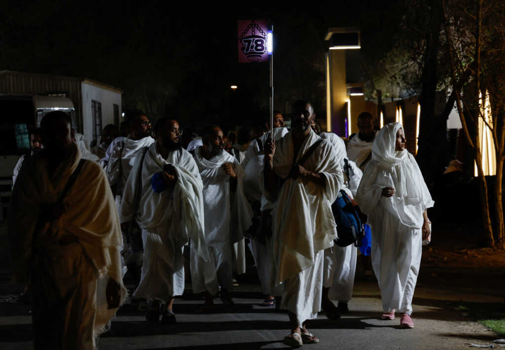 Hajj pilgrims arrive near Mecca ahead of Arafah Day | Religion News