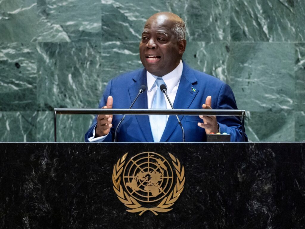 Voters head to the polls in the Bahamas for high-stakes snap election | Elections News