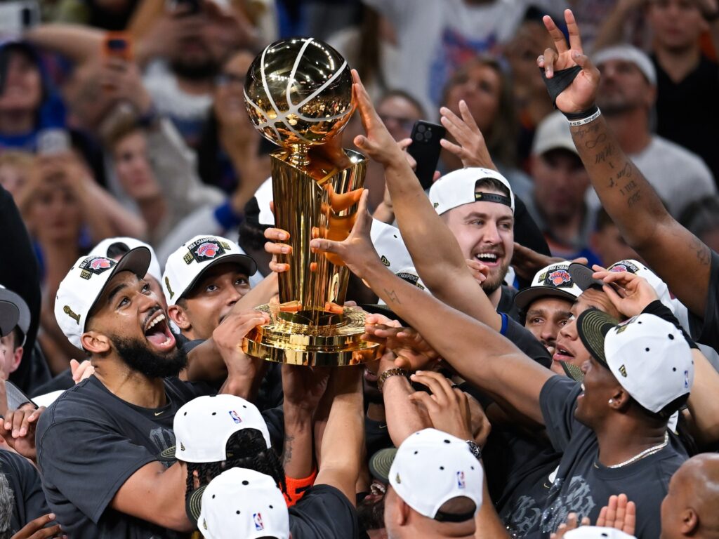 Knicks clinch first NBA title in 53 years, as Brunson shines against Spurs | Basketball News