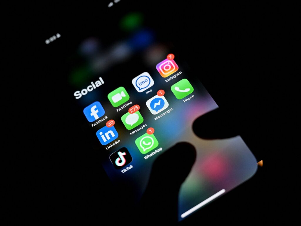 US House committee reaches bipartisan deal on social media rules for kids | Social Media News