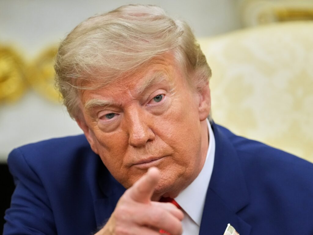 Trump cuts WHO off from Gavi vaccine alliance funding | Donald Trump News