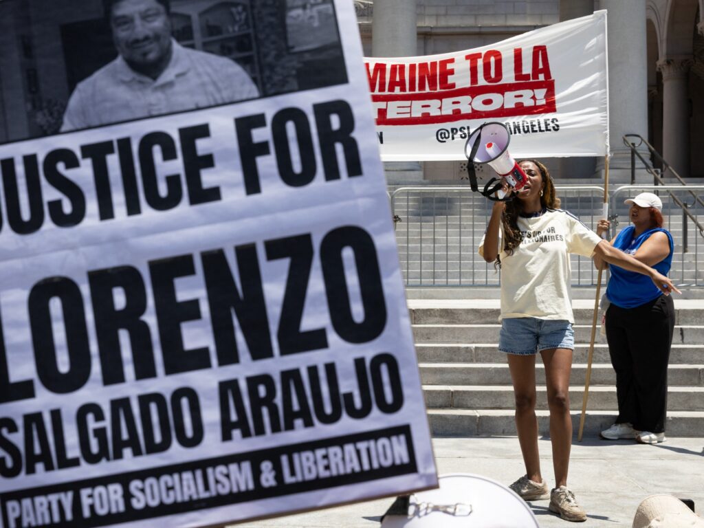 Protests in Houston continue over ICE killing of Lorenzo Salgado Araujo | News