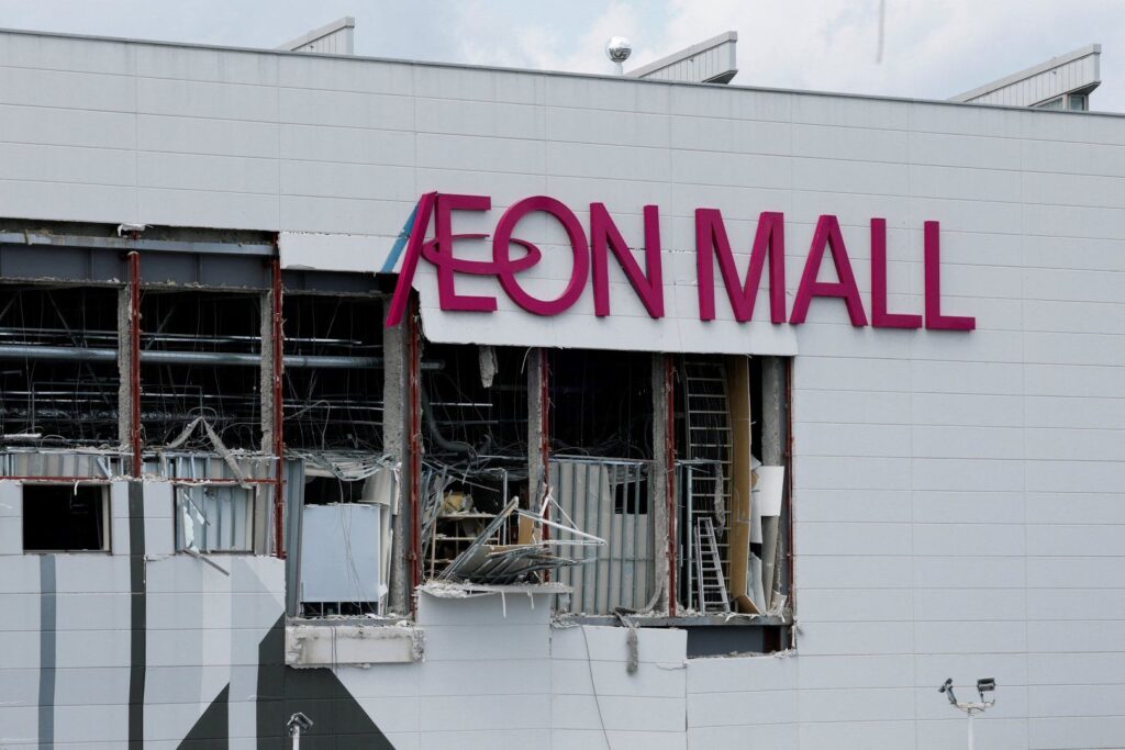 Two workers who died in quake-hit Japan mall were sent in to get cash | Environment