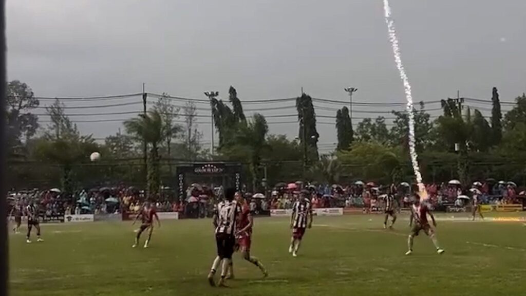 Lightning strike kills Thai footballer during match | Climate