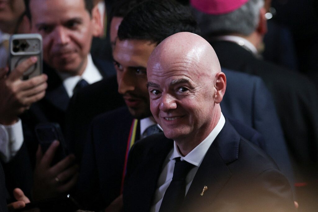 Norway Football Federation calls for FIFA president to resign | Football