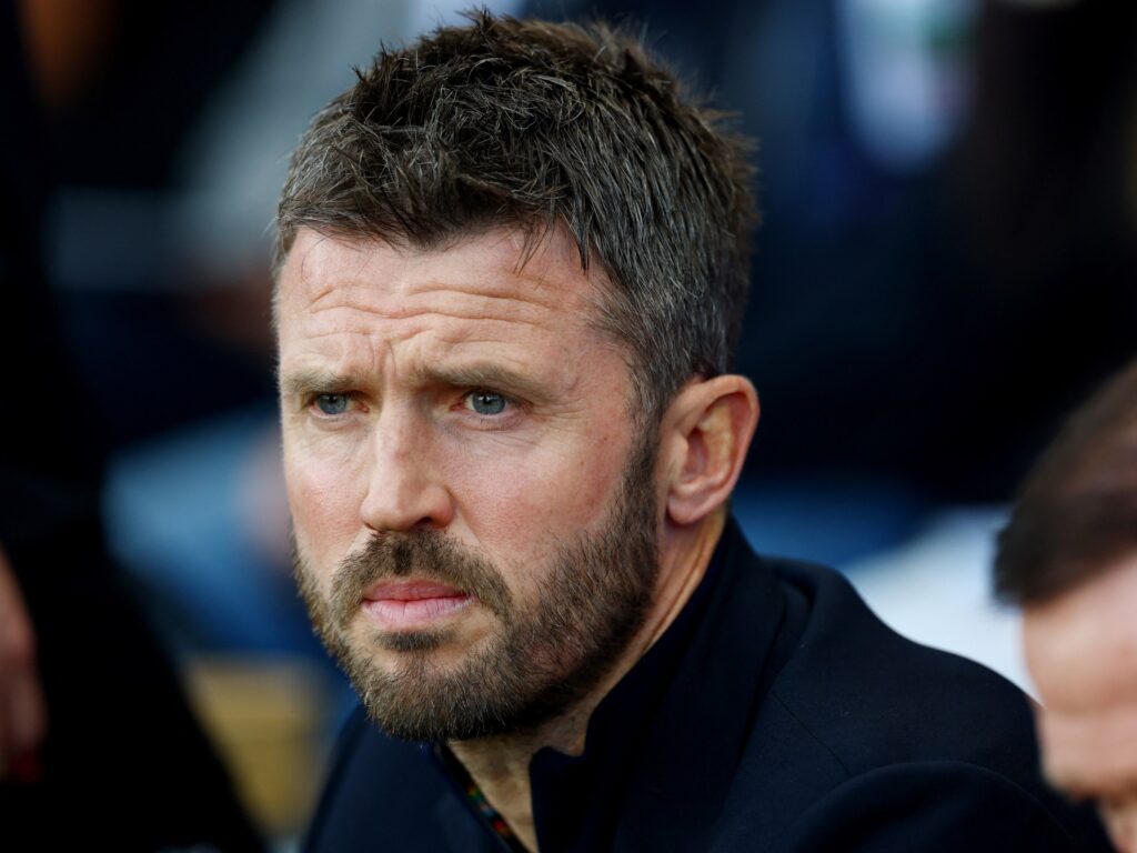 Michael Carrick demands Manchester United response after ‘pathetic’ jibes | Football