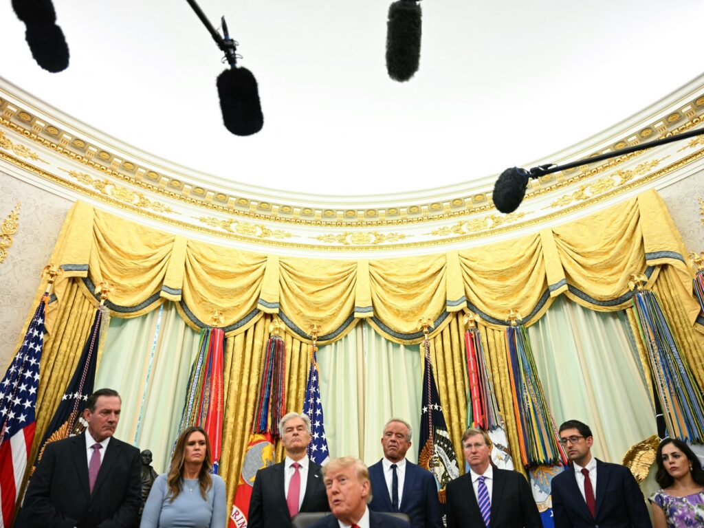 Trump signs sweeping Russia sanctions over Ukraine war | Russia-Ukraine war News