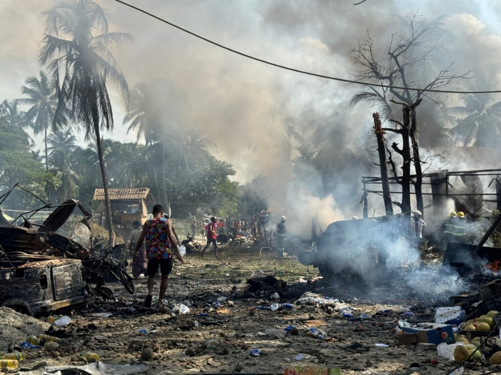 Myanmar army air strike kills dozens in Rakhine state | Conflict News