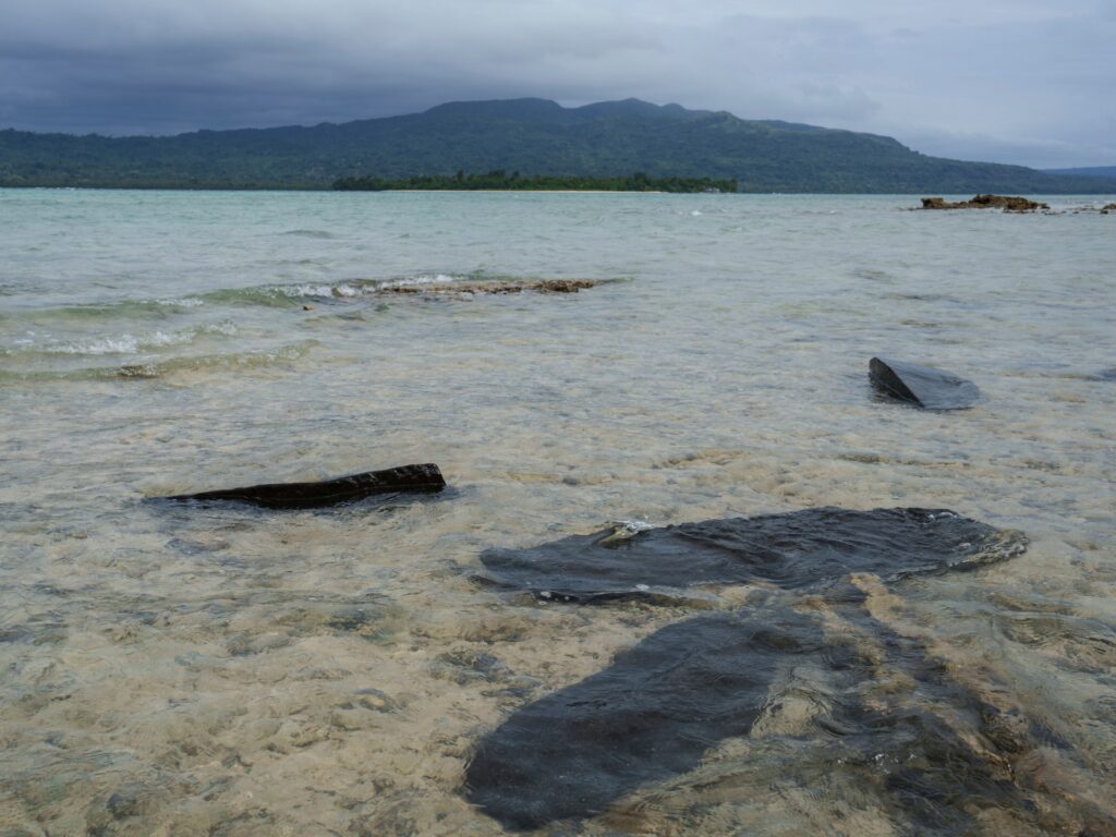 One dead, more than 30 missing after Vanuatu ferry sinks, PM’s office says | Humanitarian Crises News