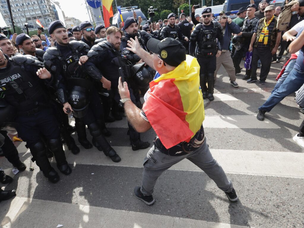 Romanian shepards and farmers clash with police | News