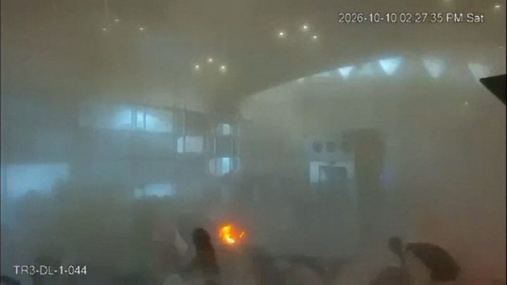 Saudi Arabia says 1 dead, 11 injured in latest attack on Riyadh airport | Conflict News